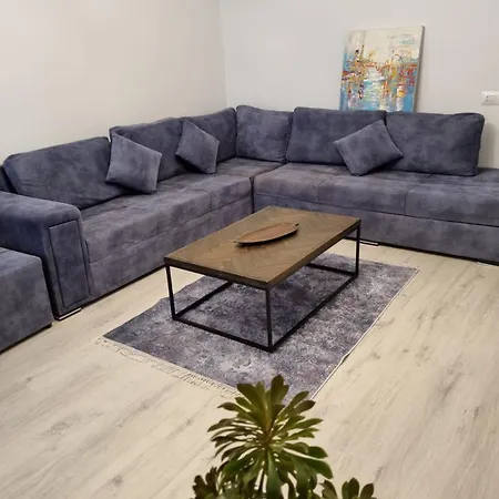 Kiki Apartment *